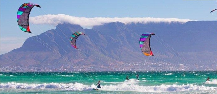 Kiteboarding lessons in Cape Town