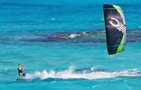 kitesurfing